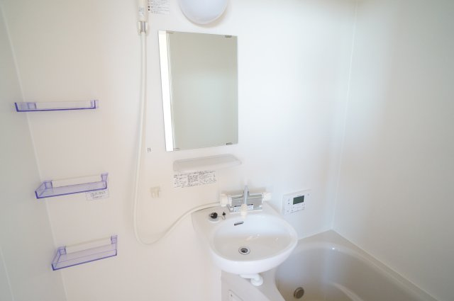 般若寺町戸建の洗面所