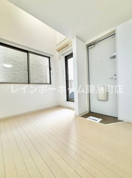 ブラン向島の玄関