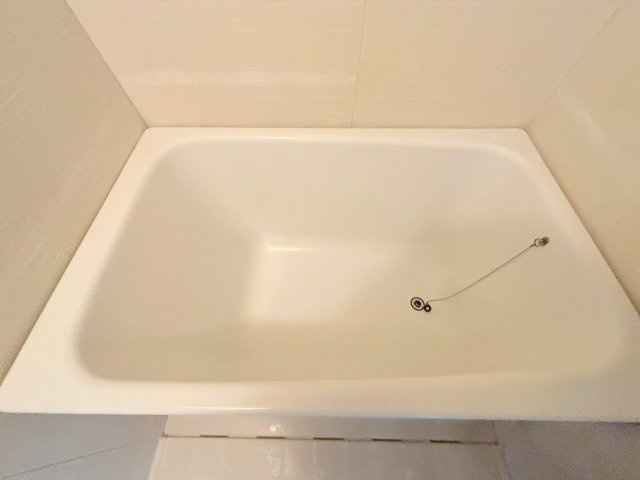 サンシャイン三津屋の浴室