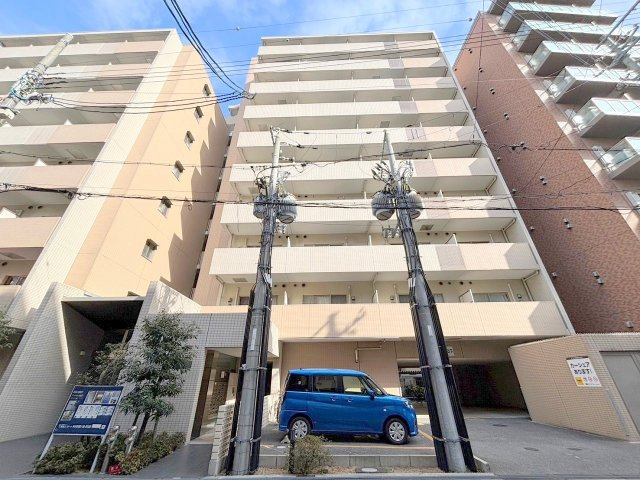 サンシャイン三津屋の外観