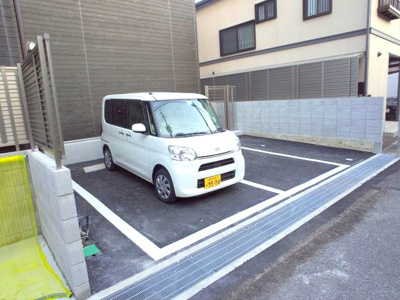 【駐車場】 | リブリクレール岡本