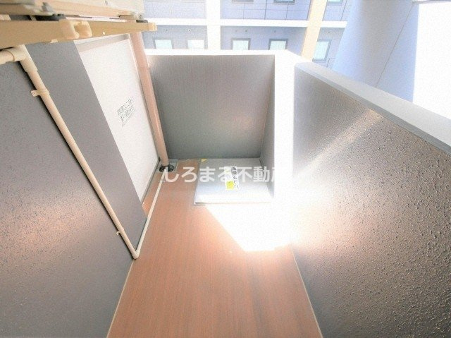 SERENiTE本町エコートのバルコニー