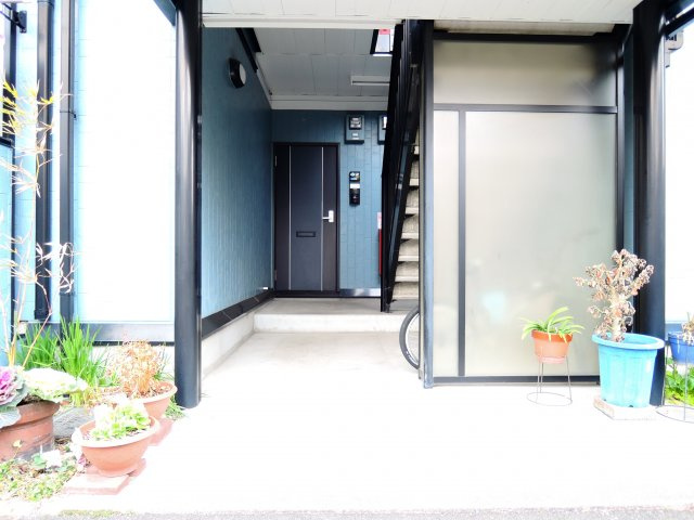 エルパティオ寿のエントランス