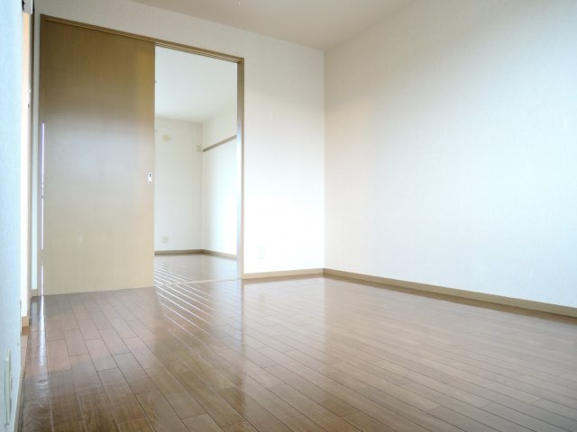 エルパティオ寿の居間・リビング