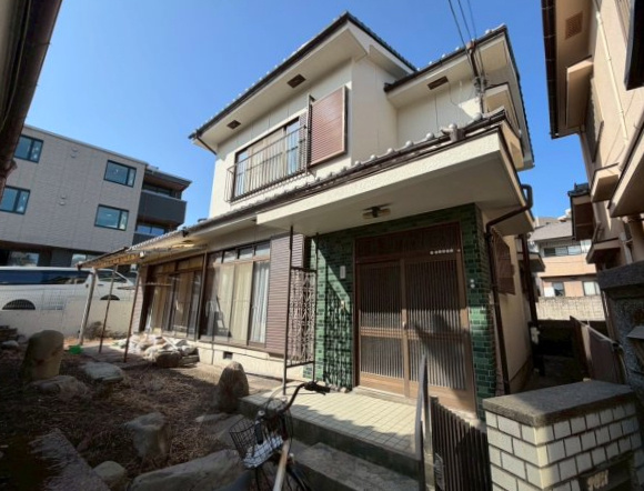 長田町　中古戸建ての外観|東南向き、昭和55年4月築。