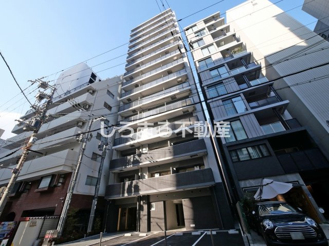 コンフォリア・リヴ淡路町一丁目の外観