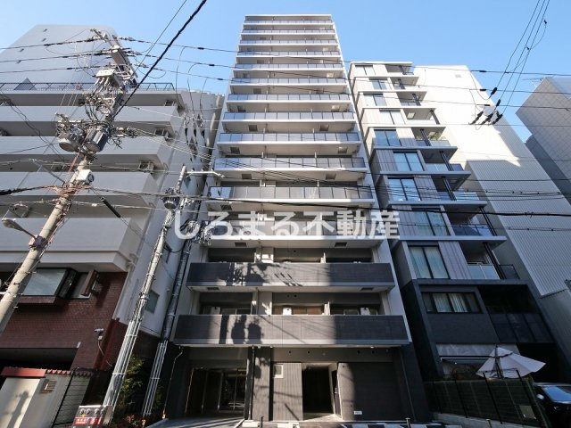 コンフォリア・リヴ淡路町一丁目の外観