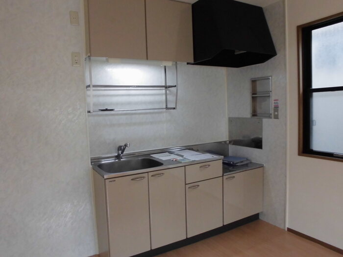 ルノワール瑞穂　ⅠⅡ番館のキッチン