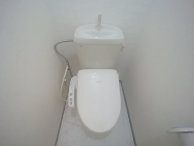 ルノワール瑞穂　ⅠⅡ番館のトイレ