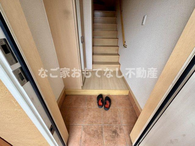 【玄関】 | 小池花水木 | ※写真は別号室