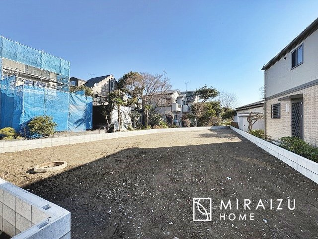 【外観】 | 陽の光をたっぷりと浴びながら気持ち良く生活が出来ます。夢のマイホーム、夢ではなく実現出来ます！見学・ご相談等、お気軽にご連絡下さい。