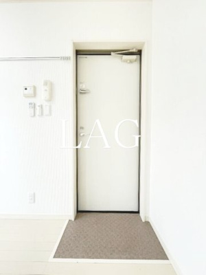 【玄関】 | ラ・ムエット立石 | 玄関です。