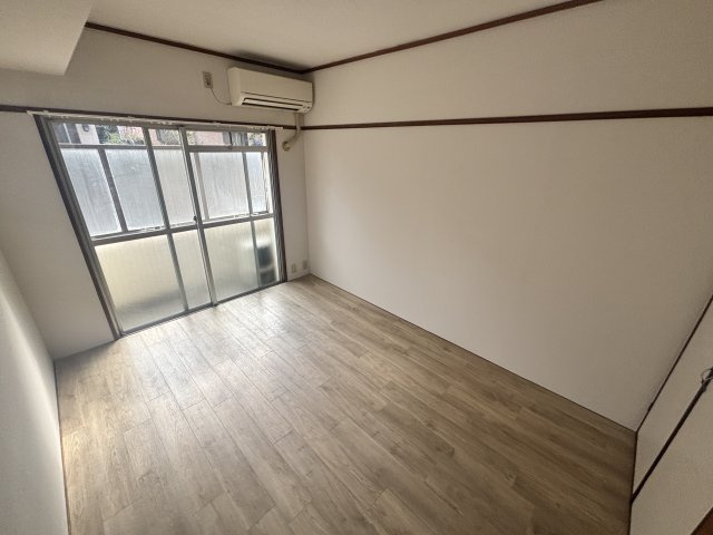 アクティ本山の居間・リビング