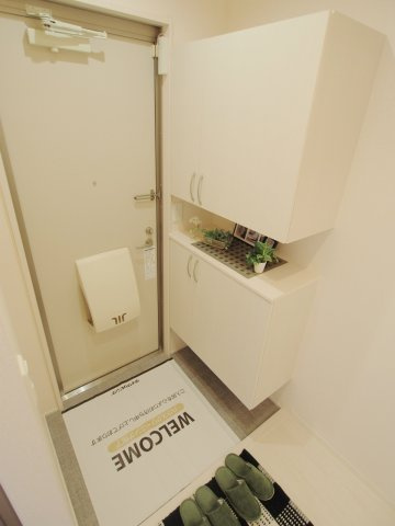 セシールカニハラの玄関