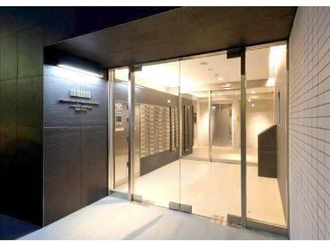 ハーモニーレジデンス両国テラスのエントランス