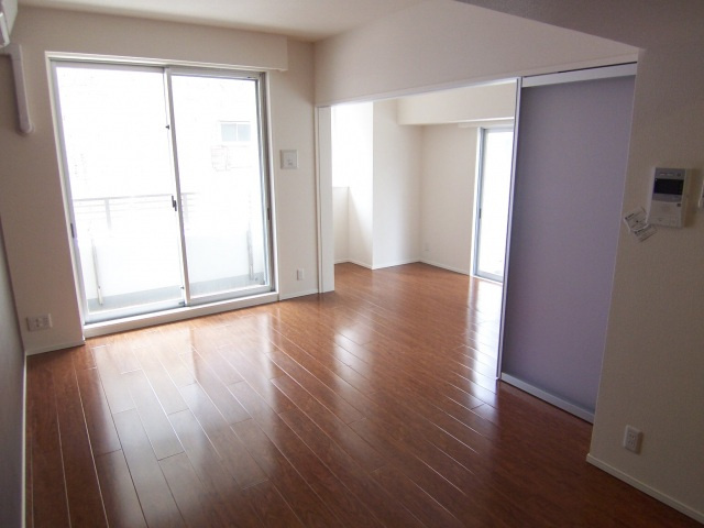 ハーモニーレジデンス両国テラスの居間・リビング