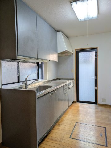 岡山市北区小山 中古住宅のキッチン|◆キッチン内の様子です。