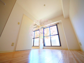 【寝室】 | セザール横浜