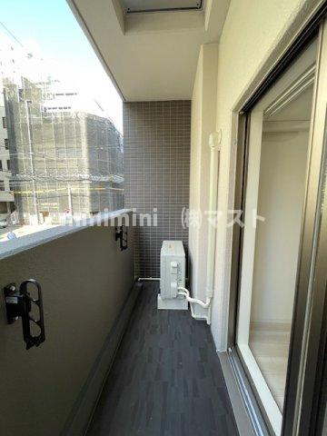 コンフォリア・リヴ北浜高麗橋のバルコニー