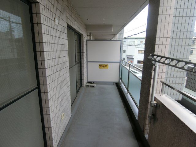 レマンソデカスガのバルコニー