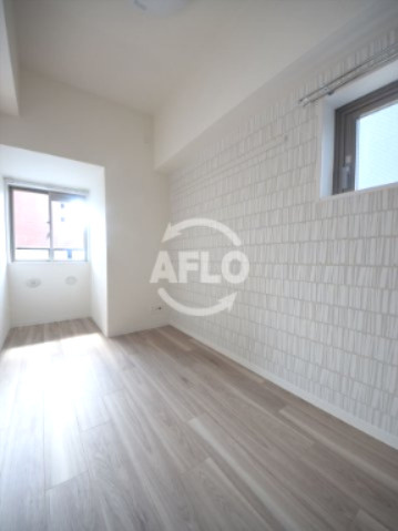 プレサンス難波クチュールの洋室|プレサンス難波クチュール　小窓付き洋室