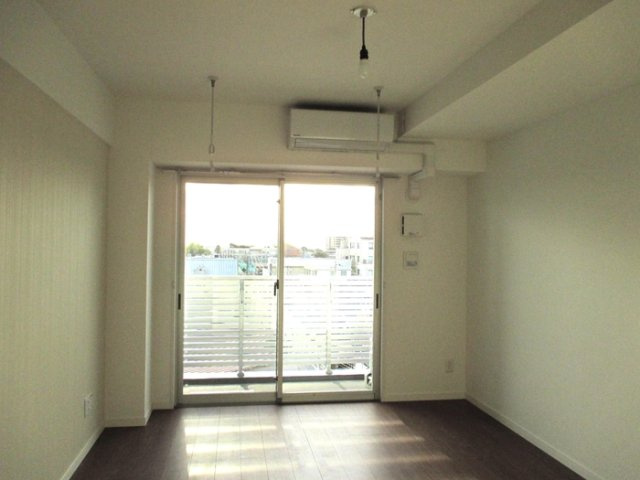 G'-noteの居間・リビング