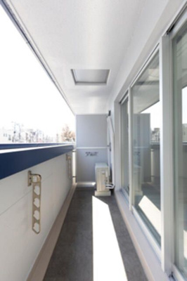 【バルコニー】 | インスタイルレジデンス本駒込 | お洗濯にも便利なバルコニー付き