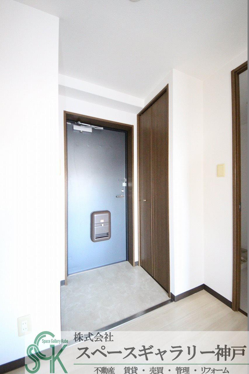 ルームズ学園北町の玄関|※お部屋により仕様が異なる場合があります。