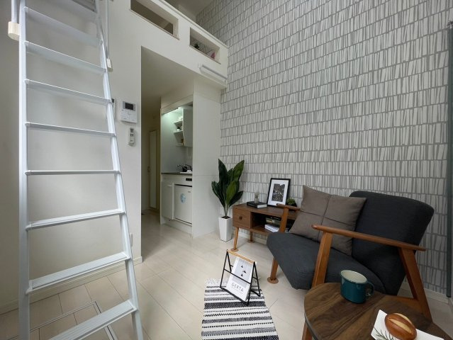 シャトー西新宿の居間・リビング|別号室イメージの為、現状を優先致します。