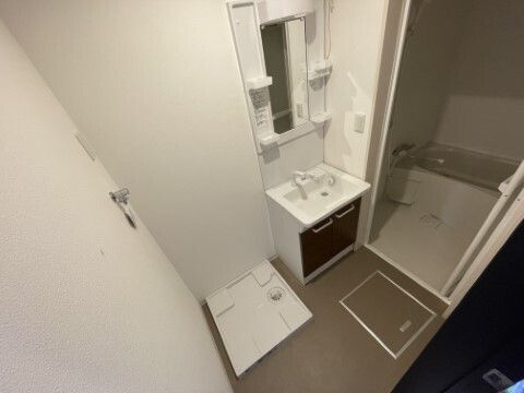 ジーメゾン八千代台の洗面所