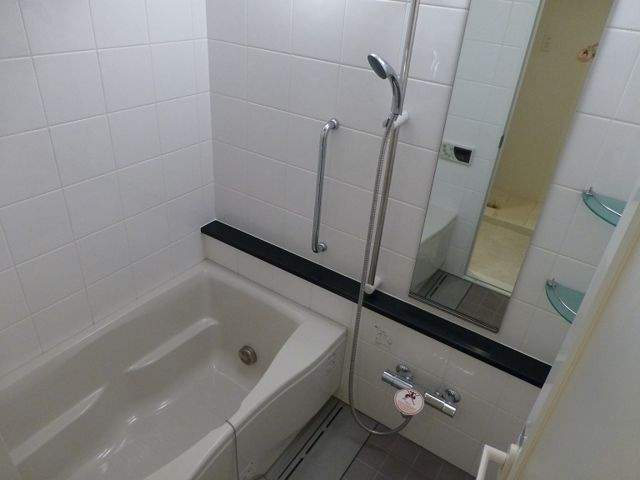 レジディア池尻大橋の浴室