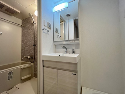 【独立洗面台】 | S-RESIDENCE難波大国町Deux