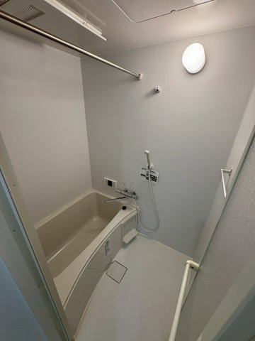 Re BIRTH道の尾の浴室