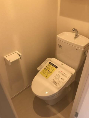 【トイレ】 | リブリ・ちぐら | 温水洗浄便座。