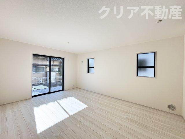 【居間・リビング】 | 前橋市大利根町第7　2号棟