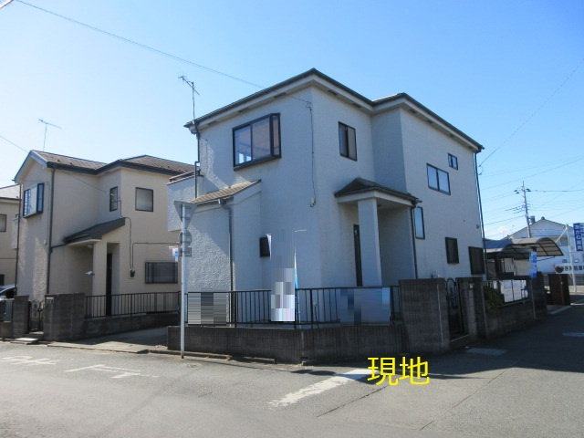 中古戸建　深谷市寿町50-3（リフォーム住宅）の前面道路含む現地写真