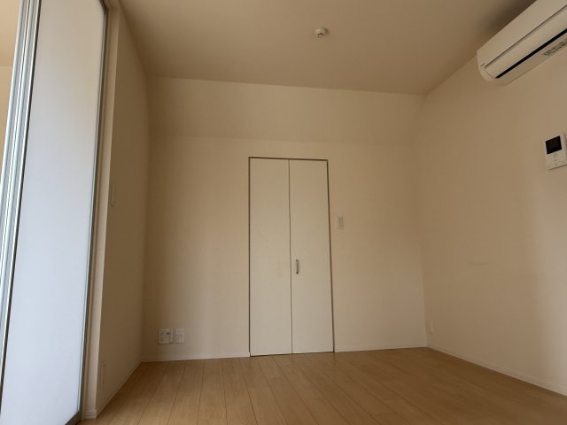 ｒｅｖｅｕｒ中野南台の居間・リビング