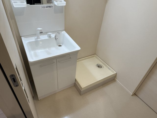 ｒｅｖｅｕｒ中野南台の洗面所