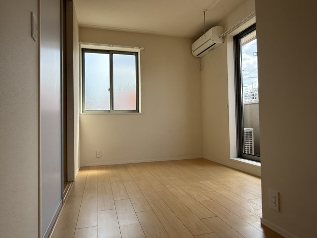 ｒｅｖｅｕｒ中野南台の寝室