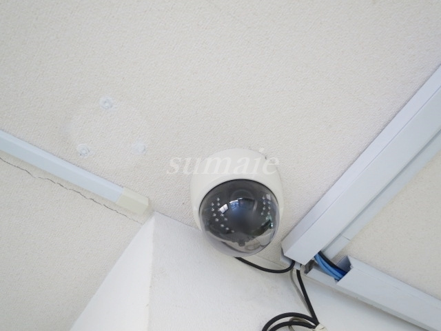 ウエストインパート13のセキュリティ|防犯カメラ付いてます♪