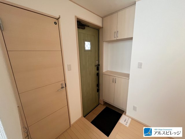 中古戸建／朝霞市本町１丁目の玄関|収納豊富な玄関です
