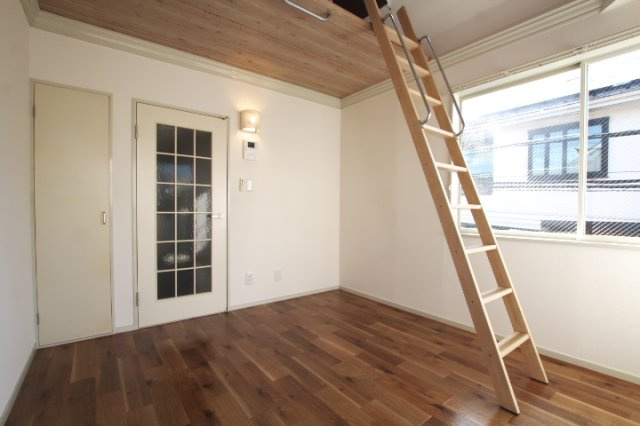 【居間・リビング】