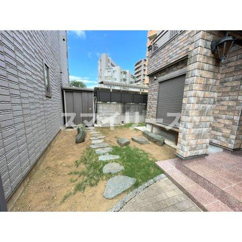 柏市旭町2丁目貸家の庭