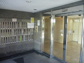 【エントランス】