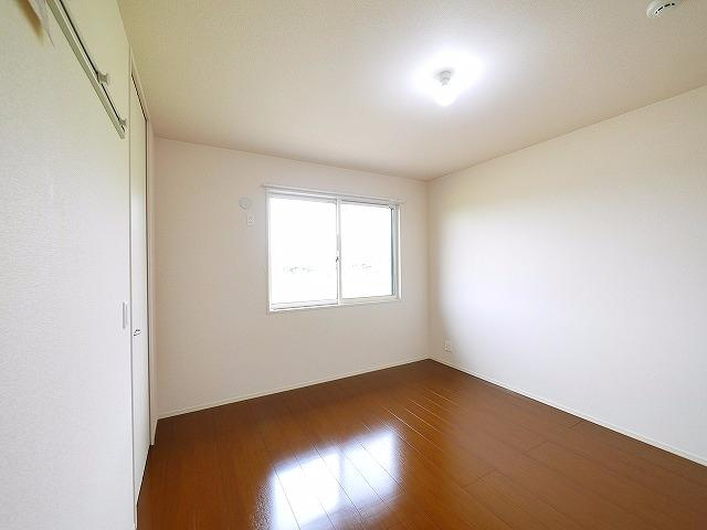 アミティエの洋室|明るい洋室です