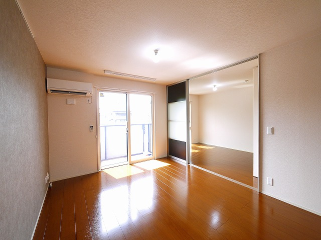 アミティエの居間・リビング|ゆったり過ごせる居間です