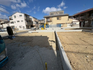 【外観】 | 香ヶ丘町１丁　新築分譲住宅　全６区画 | ２面採光の居室もあります！明るい室内は、風通しも良く、大変居心地の良い空間となっております♪爽やかな風を感じて起きる朝は、快適生活の始まりに！