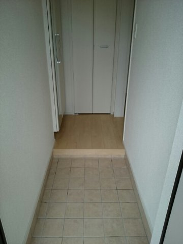 アプローズ　ネクストⅠの玄関