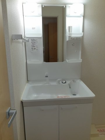 ラヴニール悠の洗面所