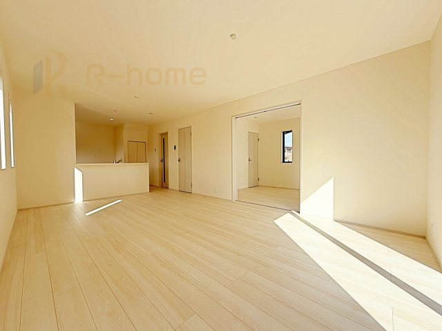 ひたちなか市田宮原1期　新築戸建て　3号棟の居間・リビング|広々としたLDK♪充分な広さがあり、ご家族でインテリアのレイアウトを考えるのも楽しみですね！